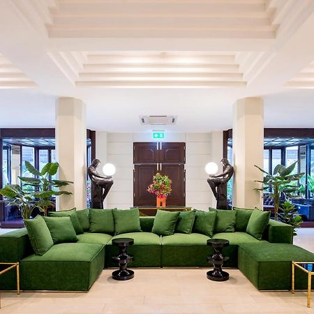 Hotel Thomas Bangkok Makkasan Bagian luar foto